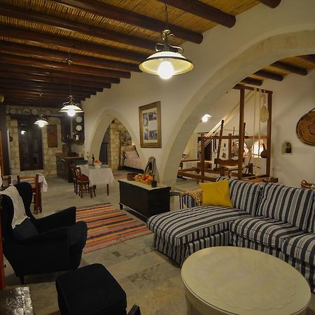 Aliki'S House 1+ 2 Guest House Polis Bilik gambar