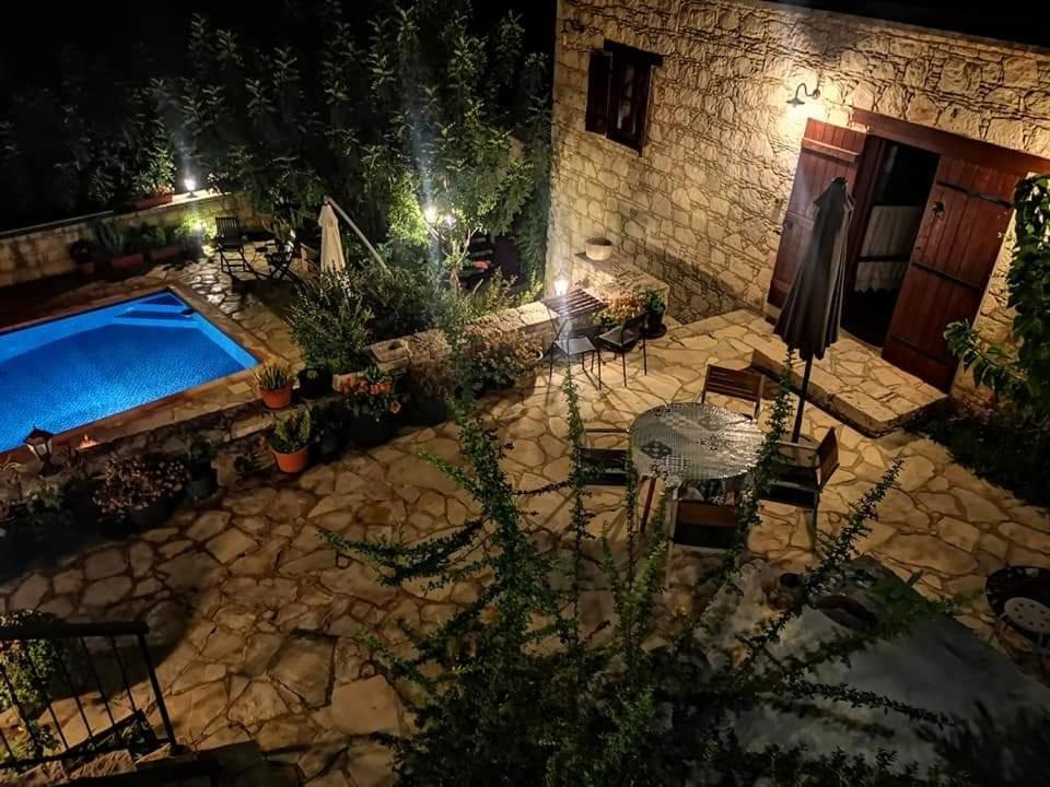 Aliki'S House 1+ 2 Guest House Polis Luaran gambar