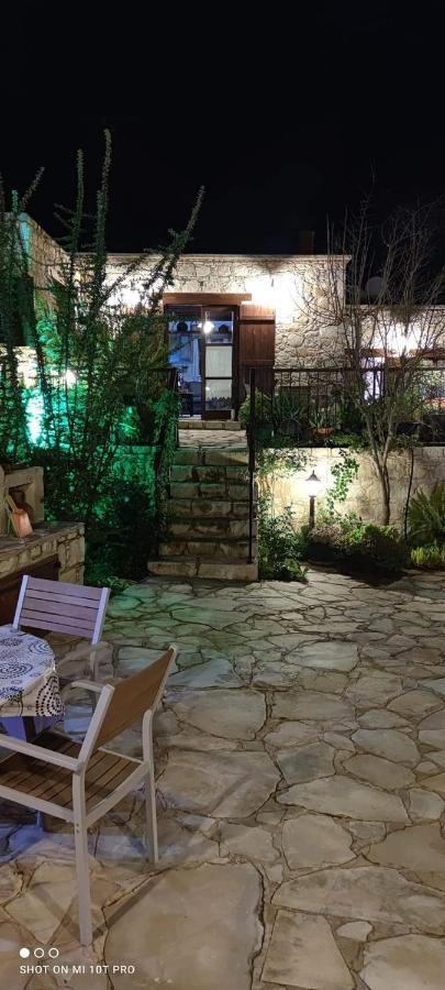 Aliki'S House 1+ 2 Guest House Polis Luaran gambar